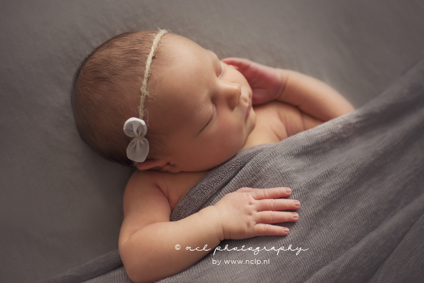 NCL Photography - Amsterdam - Newborn fotograaf - Babyfotograaf - Zwangerschapsfotografie - Newbornfotografie - Babyfotografie - Newbornfotograaf- shoot - Nerita - Louw - Steinmann - Nederland - Pasgeboren baby 002