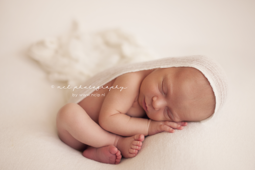 NCL Photography - Amsterdam - Newborn fotograaf - Babyfotograaf - Zwangerschapsfotografie - Newbornfotografie - Babyfotografie - Newbornfotograaf- shoot - Nerita - Louw - Steinmann - Nederland - Pasgeboren baby 057