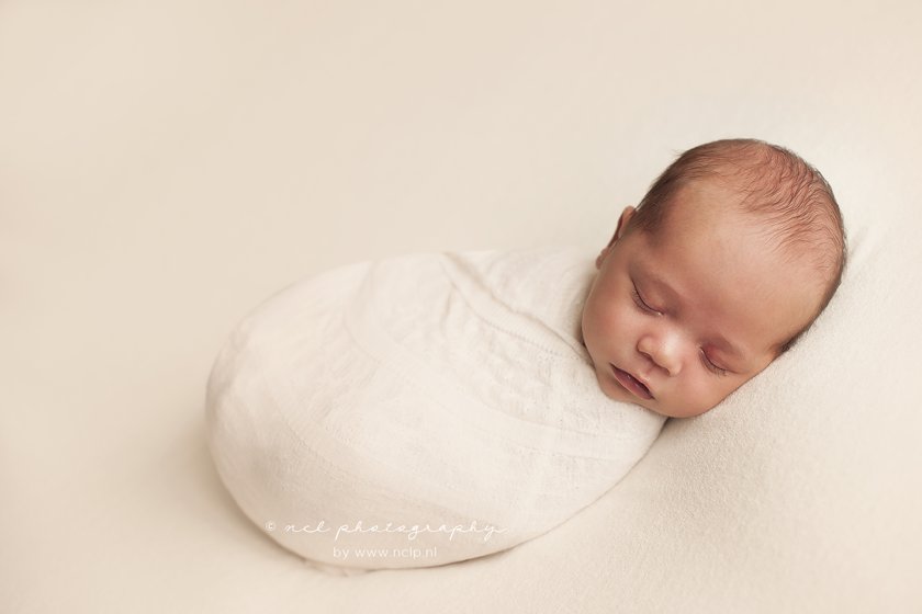 NCL Photography - Amsterdam - Newborn fotograaf - Babyfotograaf - Zwangerschapsfotografie - Newbornfotografie - Babyfotografie - Newbornfotograaf- shoot - Nerita - Louw - Steinmann - Nederland - Pasgeboren baby 060